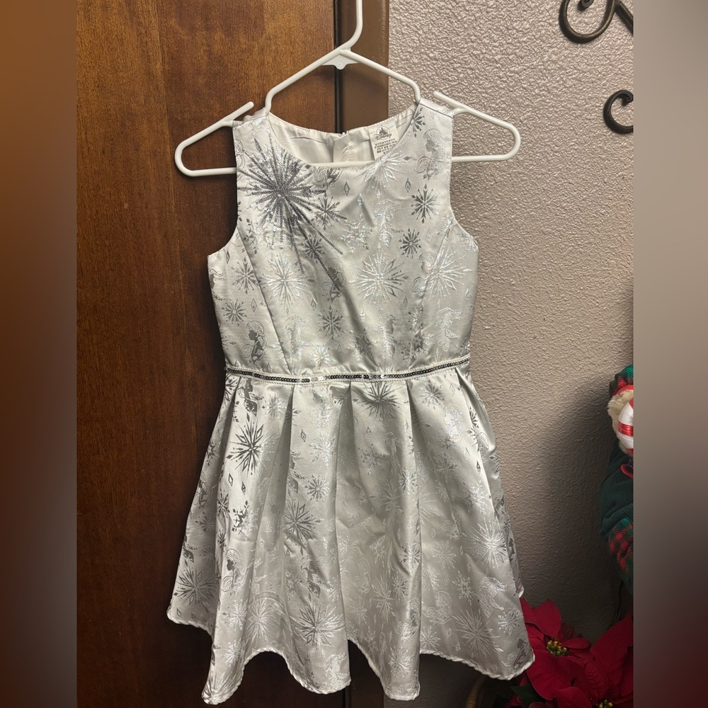 Disney Frozen Girls Dress 9/10